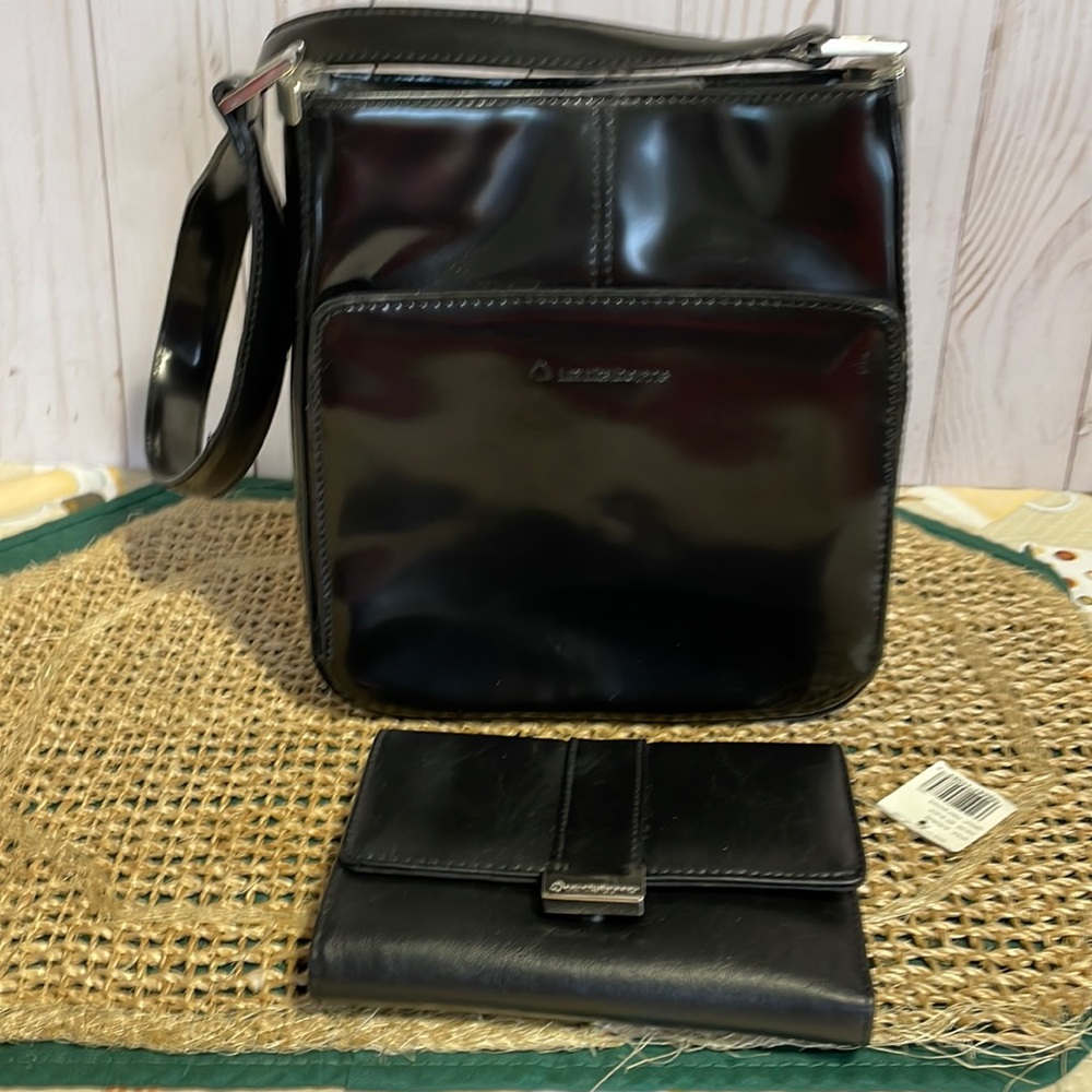 Liz Claiborne Purse And Wallet